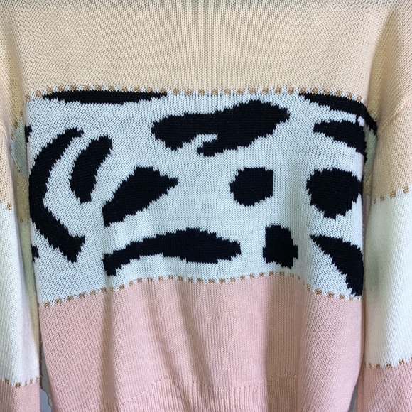 Multicolor print sweater. - Picture 4 of 4